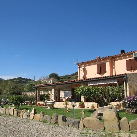 Agriturismo B&B Monte Gruttas Camisa Exterior foto